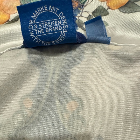 Rare💙Adidas Cropped Floral Track Jacket & Cap - Picture 9 of 9